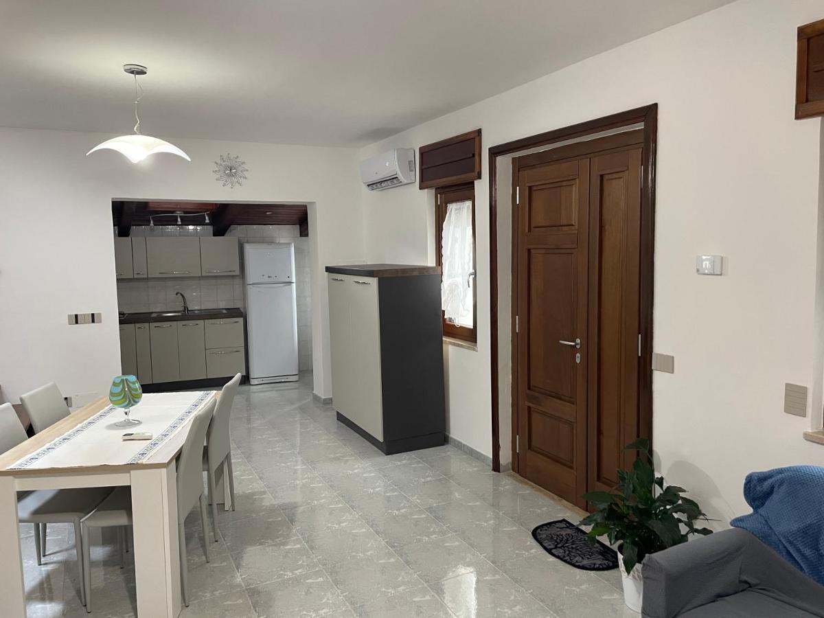 Casa Andros Villa Pertosa Bagian luar foto